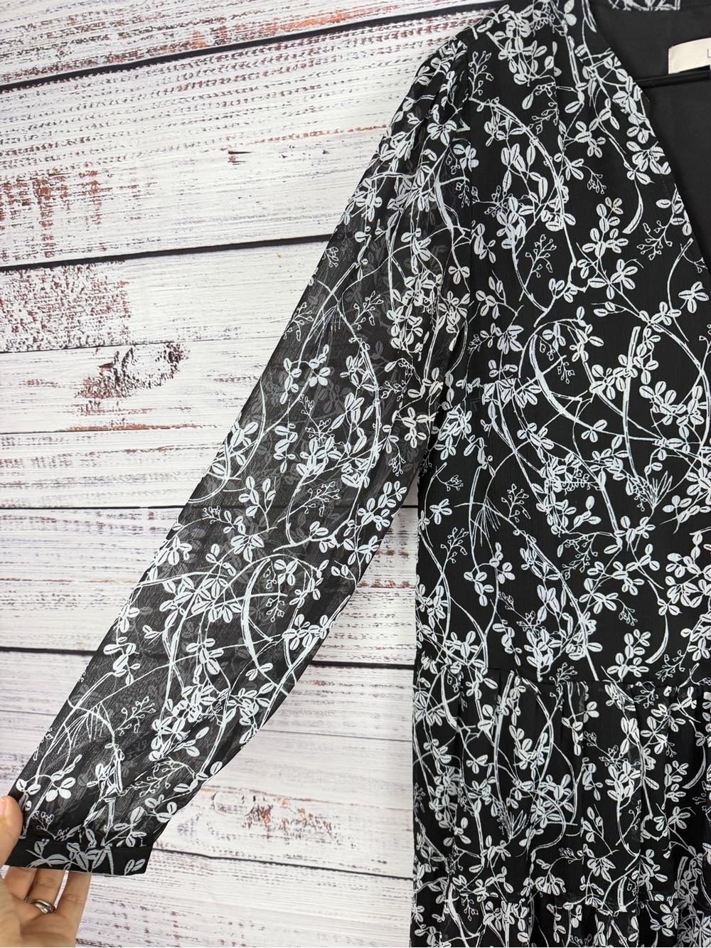 LOFT Black White Floral Tiered Babydoll Dress S - Picture 4 of 9